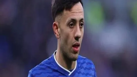 索利斯绝杀助赫罗纳1-0险胜阿拉维斯，后防意外“进球”成关键