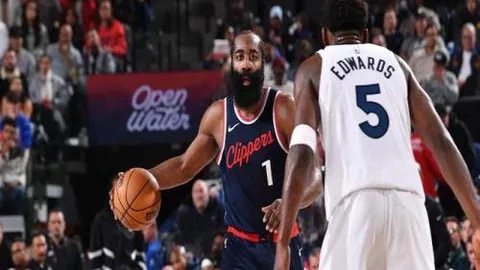 林诗栋WTT重庆赛男单勇闯决赛